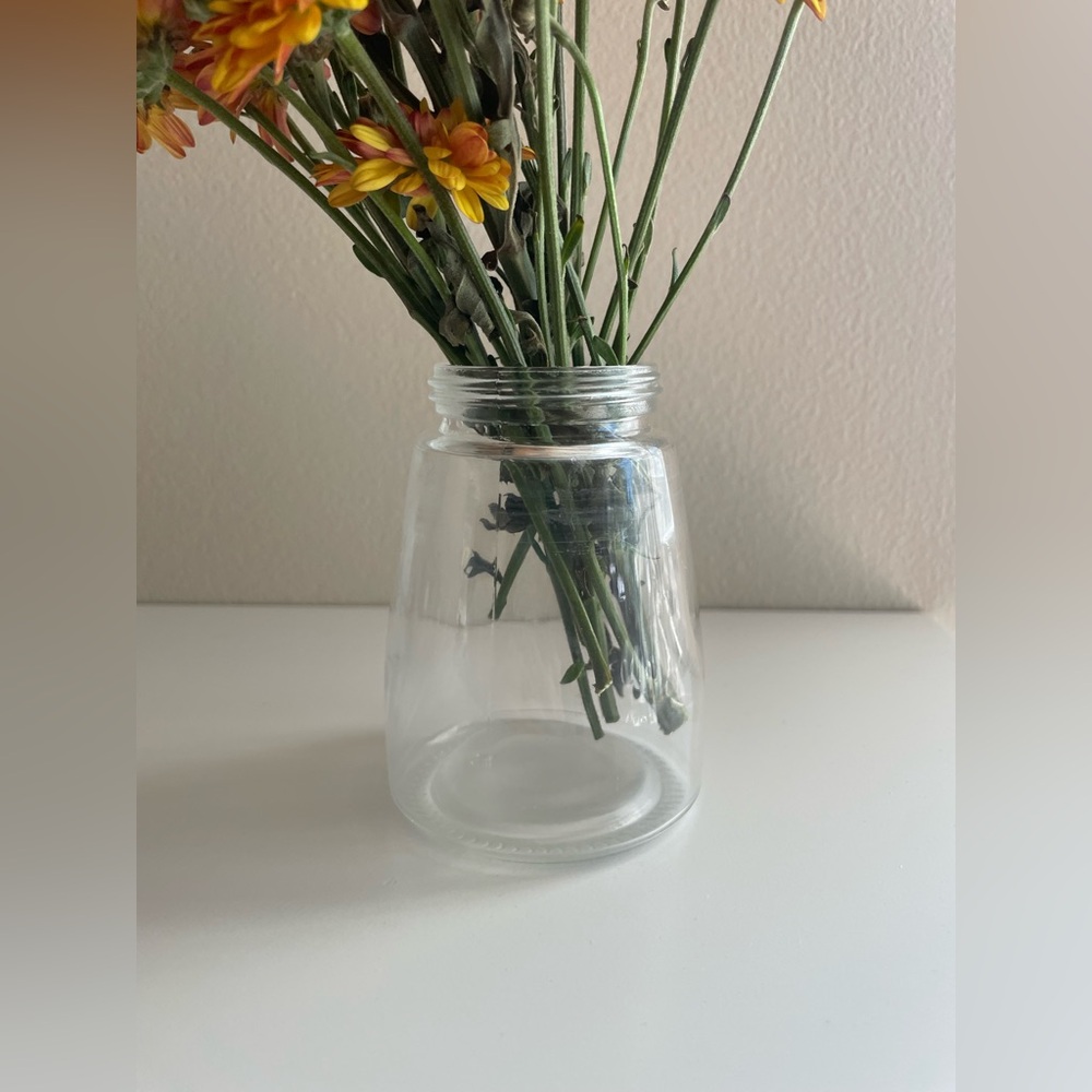 Small Glass Vase - Picture 4 of 6